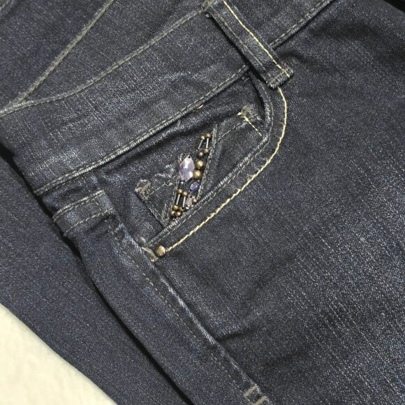 White House Black Market ✦ Rhinestone Crop Jeans ✦ Embellished Pockets Dark Wash - Picture 5 of 12